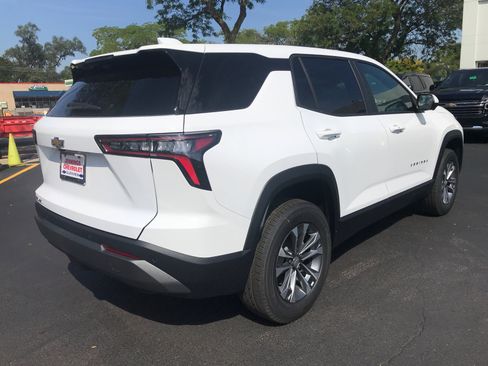 New 2025 Chevrolet Equinox LT w/ Safety and Technology Package FWD image 3