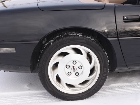 Used 1994 Chevrolet Corvette Convertible image 27