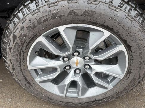 Used 2026 Chevrolet Silverado 1500 LT image 18
