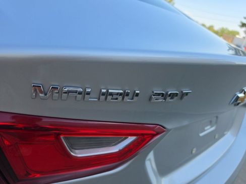 Used 2016 Chevrolet Malibu Premier w/ Driver Confidence Package II FWD image 7