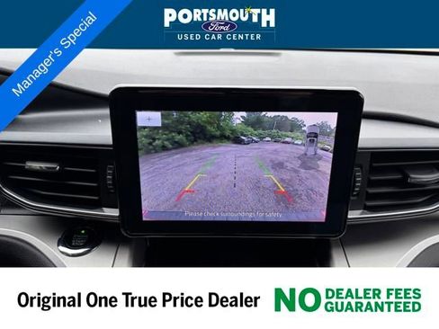 Certified 2021 Ford Explorer XLT w/ Equipment Group 202A image 11