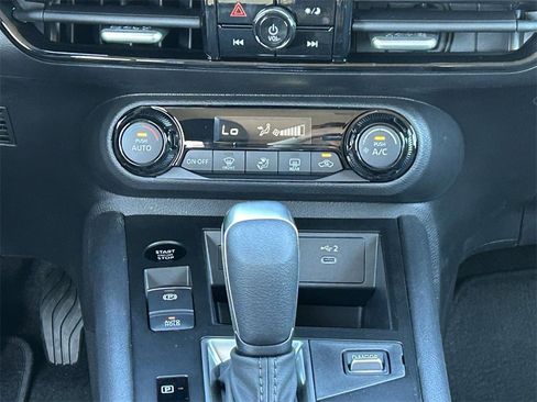 New 2026 Nissan Kicks SV image 13