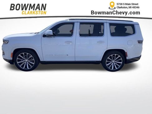 Used 2022 Jeep Grand Wagoneer Series II w/ Convenience Group III AWD/4WD image 1
