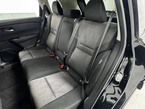 Certified 2025 Nissan Rogue SV AWD/4WD image 12