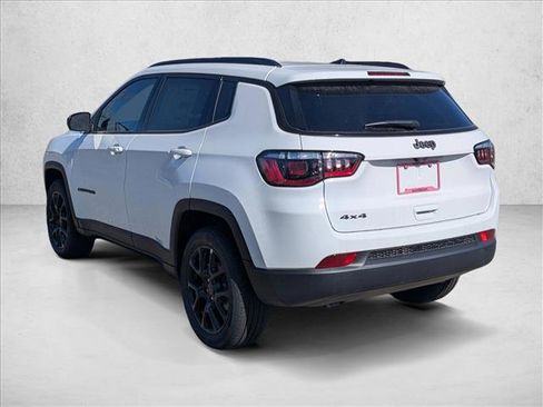 New 2026 Jeep Compass Latitude AWD/4WD image 8