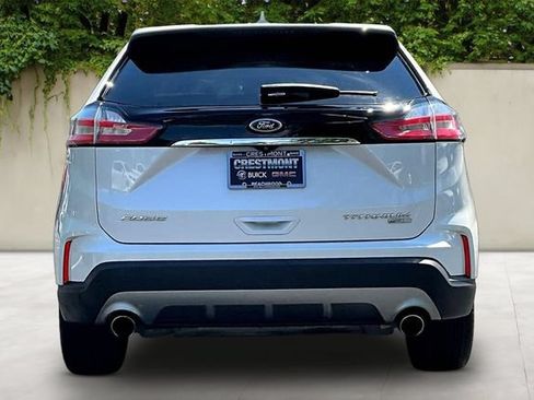 Used 2019 Ford Edge Titanium w/ Cold Weather Package AWD/4WD image 5