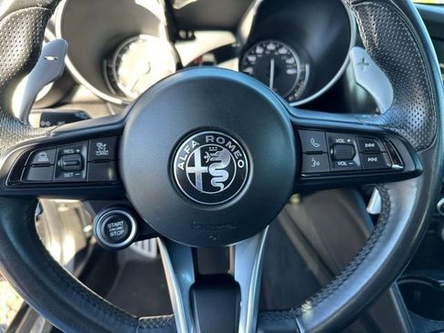 Used 2022 Alfa Romeo Giulia Sprint image 47