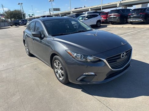 Used 2015 MAZDA MAZDA3 i Sport image 3