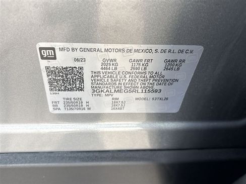 Used 2024 GMC Terrain SLE w/ Driver Convenience Package FWD image 32