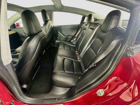 Used 2018 Tesla Model 3 Long Range RWD image 28