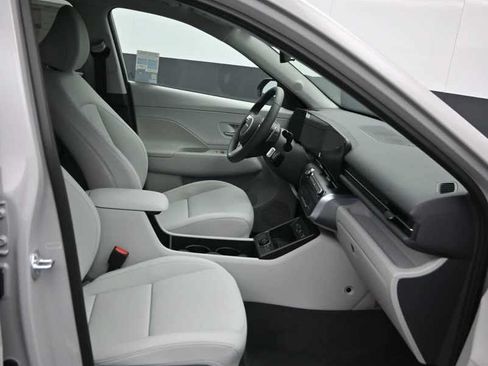 New 2026 Hyundai Kona SEL Premium AWD/4WD image 11