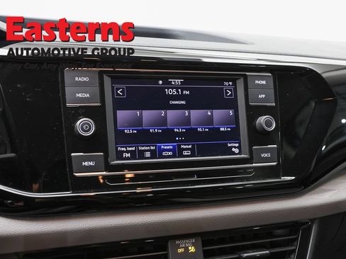 Used 2024 Volkswagen Taos S FWD image 17
