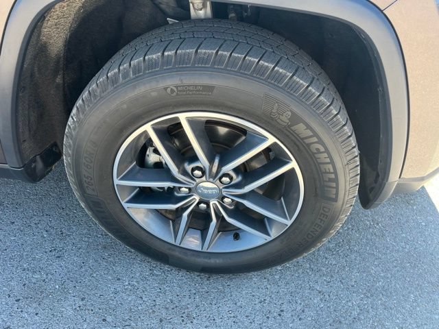 Used 2018 Jeep Grand Cherokee Limited w/ Luxury Group II RWD image 16