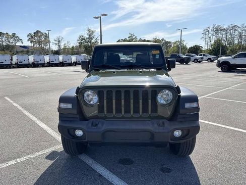 Used 2022 Jeep Wrangler Unlimited Sport image 8