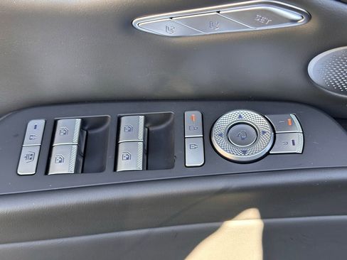 Used 2025 Genesis G80 3.5T Sport Prestige image 24