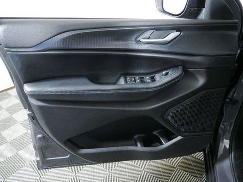 Certified 2023 Jeep Grand Cherokee L Laredo w/ Luxury Tech Group I AWD/4WD image 18