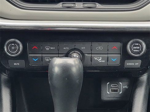 Certified 2023 Jeep Compass Limited image 29