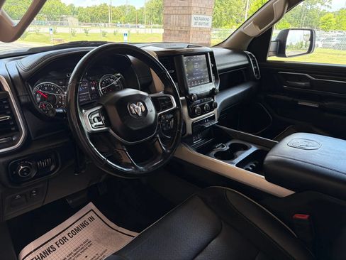 Used 2020 RAM 1500 Laramie AWD/4WD image 14