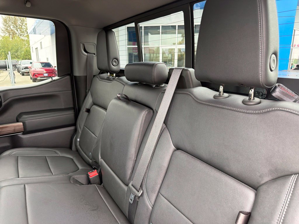 Used 2021 Chevrolet Silverado 1500 LT Trail Boss w/ LT Trail Boss Premium Package AWD/4WD image 25