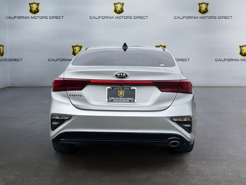 Used 2019 Kia Forte LXS FWD image 6