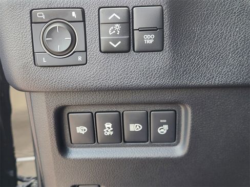 Used 2023 Lexus GX 460 Premium image 20