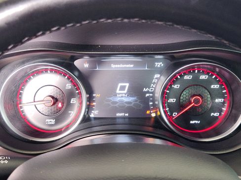Used 2023 Dodge Charger SXT RWD image 17