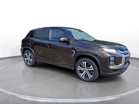 Used 2023 Mitsubishi Outlander Sport SE AWD/4WD image 9