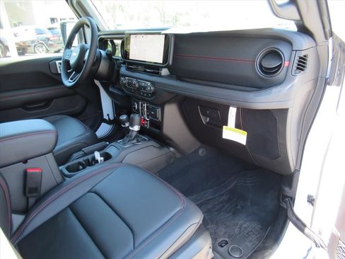 New 2026 Jeep Wrangler Unlimited Rubicon AWD/4WD image 12