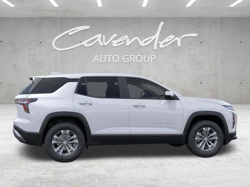 New 2026 Chevrolet Equinox LT w/ Convenience Package II FWD image 5