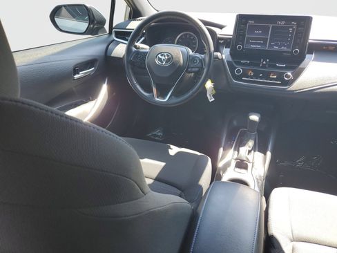 Used 2022 Toyota Corolla SE w/ Carpet Mat Package (TMS) FWD image 11