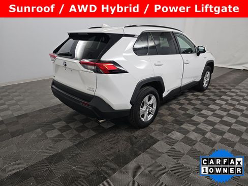 Used 2020 Toyota RAV4 XLE w/ Convenience Package AWD/4WD image 4