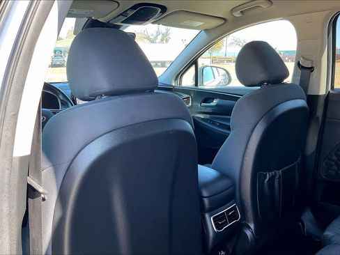 Used 2023 Hyundai Santa Fe SEL image 12