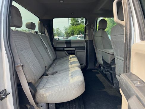 Used 2017 Ford F250 XLT w/ FX4 Off-Road Package AWD/4WD image 17