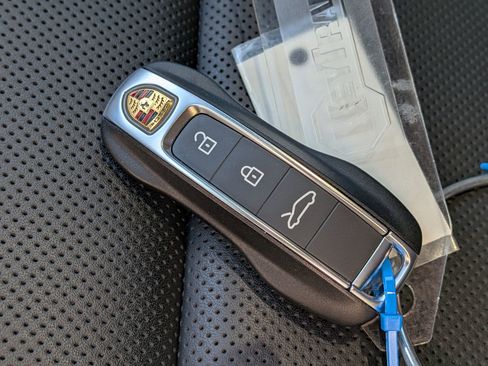 Certified 2026 Porsche 911 Carrera GTS RWD image 41