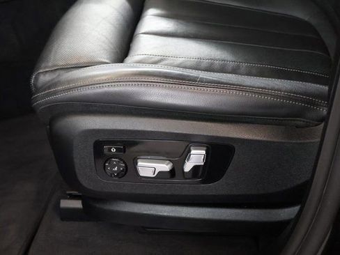 Used 2020 BMW X7 xDrive40i w/ Premium Package image 12