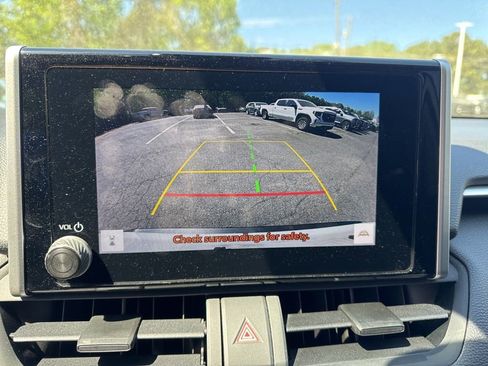 Used 2023 Toyota RAV4 XLE image 12