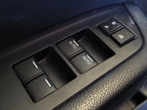 Used 2017 Honda Pilot EX-L image 27