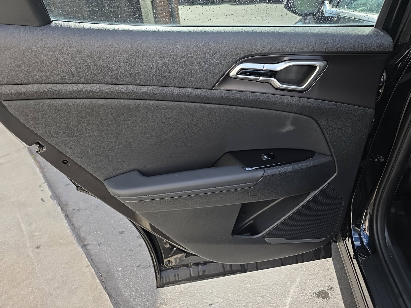 Used 2024 Kia Sportage EX FWD image 22