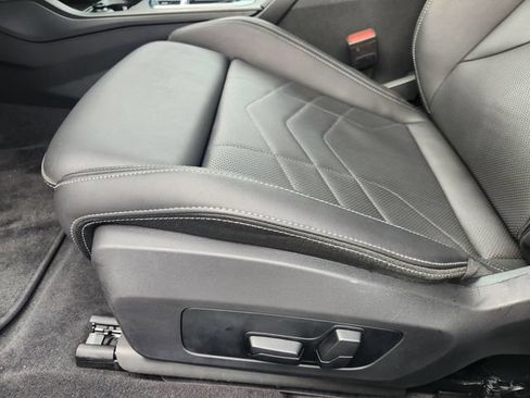 Used 2025 BMW 228i xDrive AWD/4WD image 18