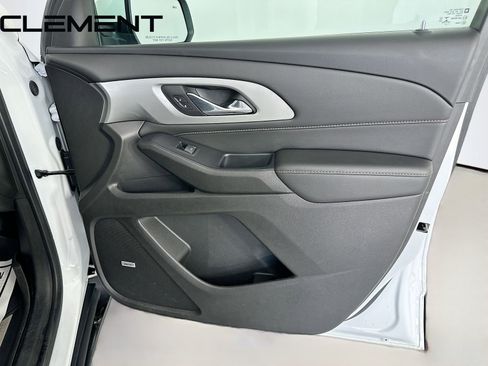 Used 2021 Chevrolet Traverse RS w/ LPO, Floor Liner Package AWD/4WD image 39