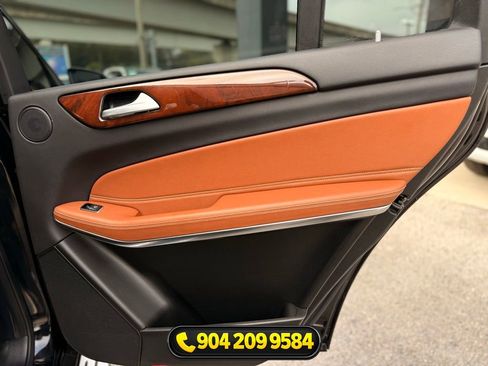 Used 2019 Mercedes-Benz GLS 550 4MATIC image 32