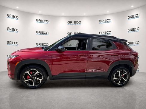 Used 2021 Chevrolet TrailBlazer RS w/ Sun and Liftgate Package FWD image 4