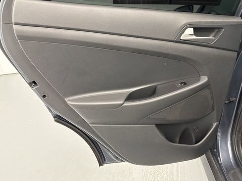 Used 2019 Hyundai Tucson SE FWD image 16