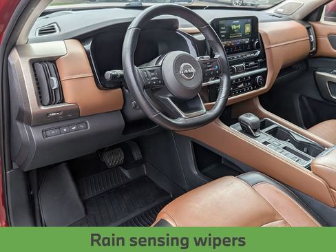 Used 2023 Nissan Pathfinder Platinum w/ Black Appearance Package FWD image 35