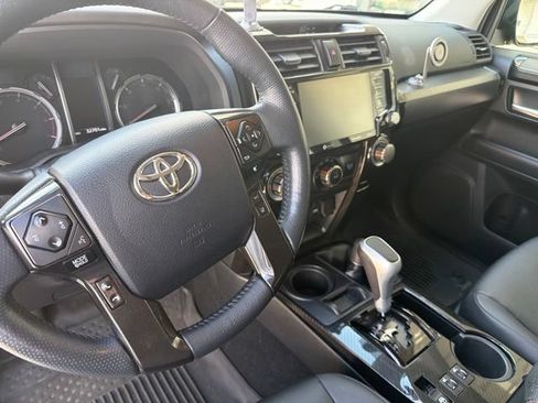 Used 2024 Toyota 4Runner TRD Off-Road Premium w/ Off Road Premium Plus Package AWD/4WD image 8
