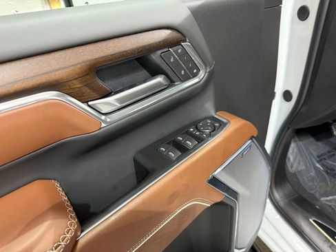 New 2026 GMC Sierra 2500 Denali Ultimate image 8