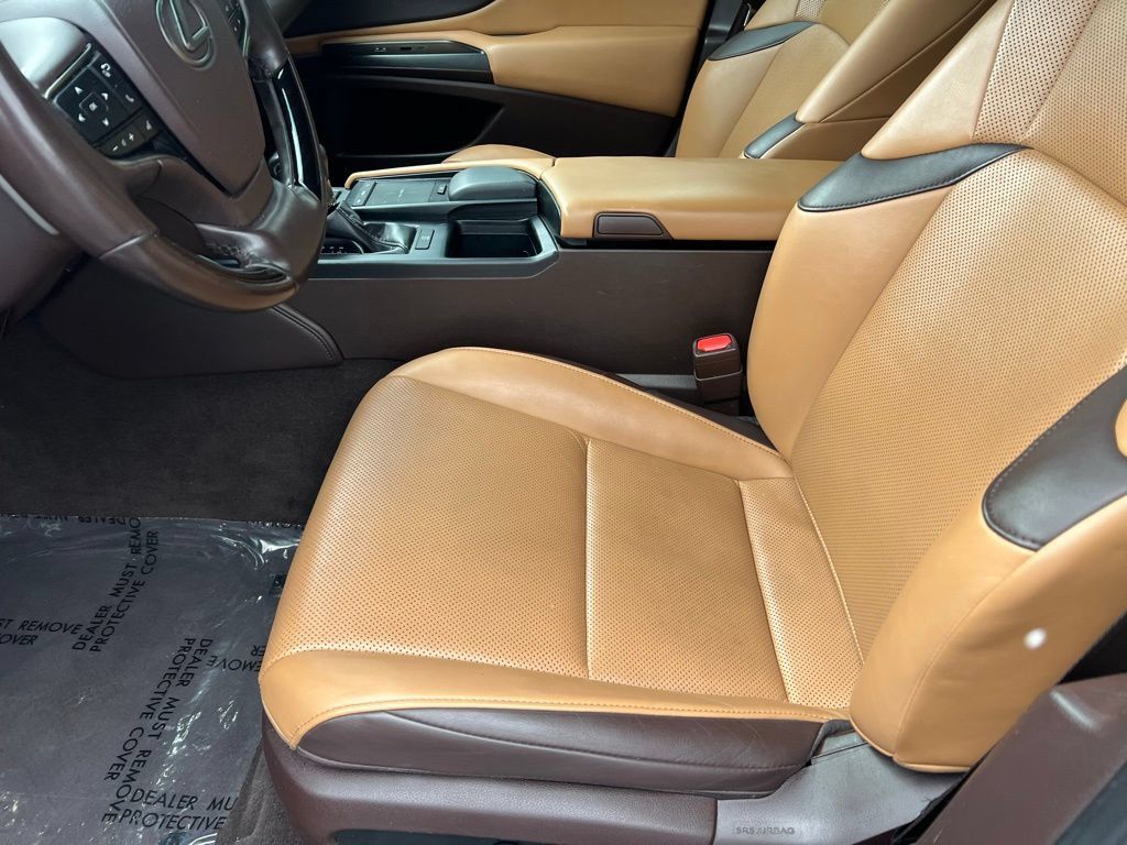 Used 2019 Lexus ES 350 w/ Premium Package FWD image 11