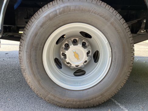 Used 2026 Chevrolet Silverado 3500 W/T w/ WT Convenience Package AWD/4WD image 39