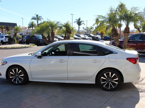 Used 2022 Honda Civic EX image 6