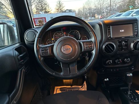 Used 2018 Jeep Wrangler Unlimited Sport S image 20